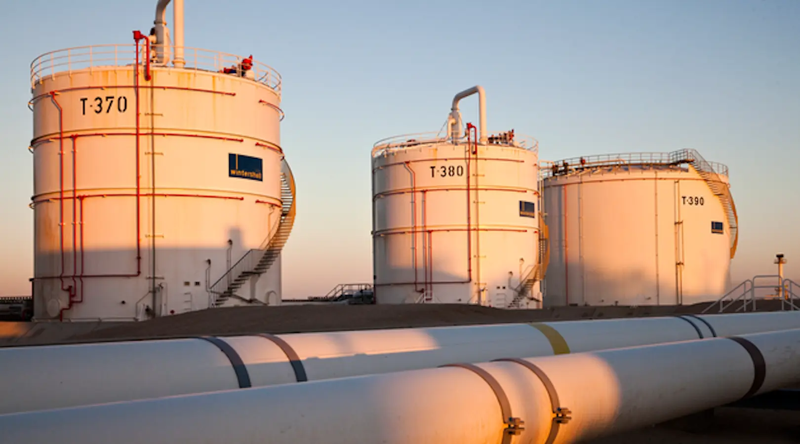 FoamFatale storage tank fire extinguishing system at Wintershall in Libya